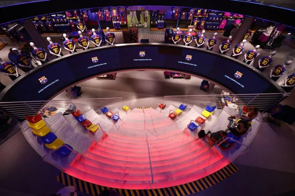 برشلونة يؤخر افتتاح ملعبه «كامب نو»