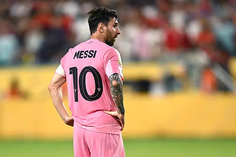 برشلونة يعتزم تكريم ميسي خلال حفل افتتاح ملعب كامب نو الجديد برشلونة يعتزم تكريم ميسي خلال حفل افتتاح ملعب كامب نو الجديد