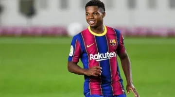 برشلونة يعلن تجديد عقد أنسو فاتي وإعارته لنادي موناكو الفرنسي.
