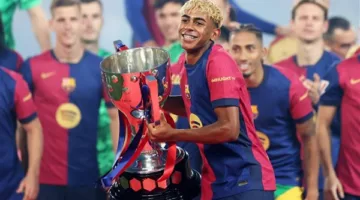 برشلونة يفاجئ جده لامين يامال بعد تجديد عقده واستلام قميص ميسي (فيديو)