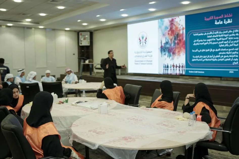 «برنامج صيفي» يتيح تطوير المهارات لدى أبناء موظفي «طرق الشارقة» «برنامج صيفي» يتيح تطوير المهارات لدى أبناء موظفي «طرق الشارقة»