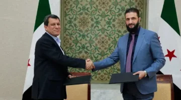 برّاك يعمل على تقليل الفجوات بين دمشق و”قسد”: دعم أميركي لتجربة التفاهم المعقدة