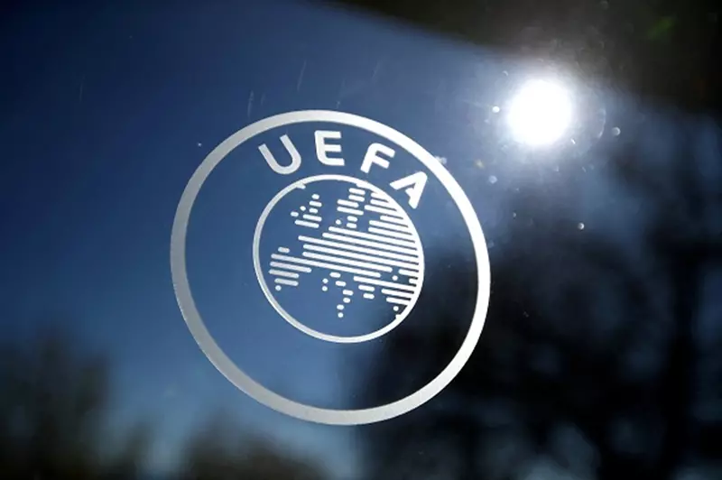 بسبب المخالفات.. ‘يويفا’ يفرض عقوبة على نادٍ بحرمانه من المشاركة في البطولات الأوروبية لمدة 10 سنوات بسبب المخالفات.. ‘يويفا’ يفرض عقوبة على نادٍ بحرمانه من المشاركة في البطولات الأوروبية لمدة 10 سنوات