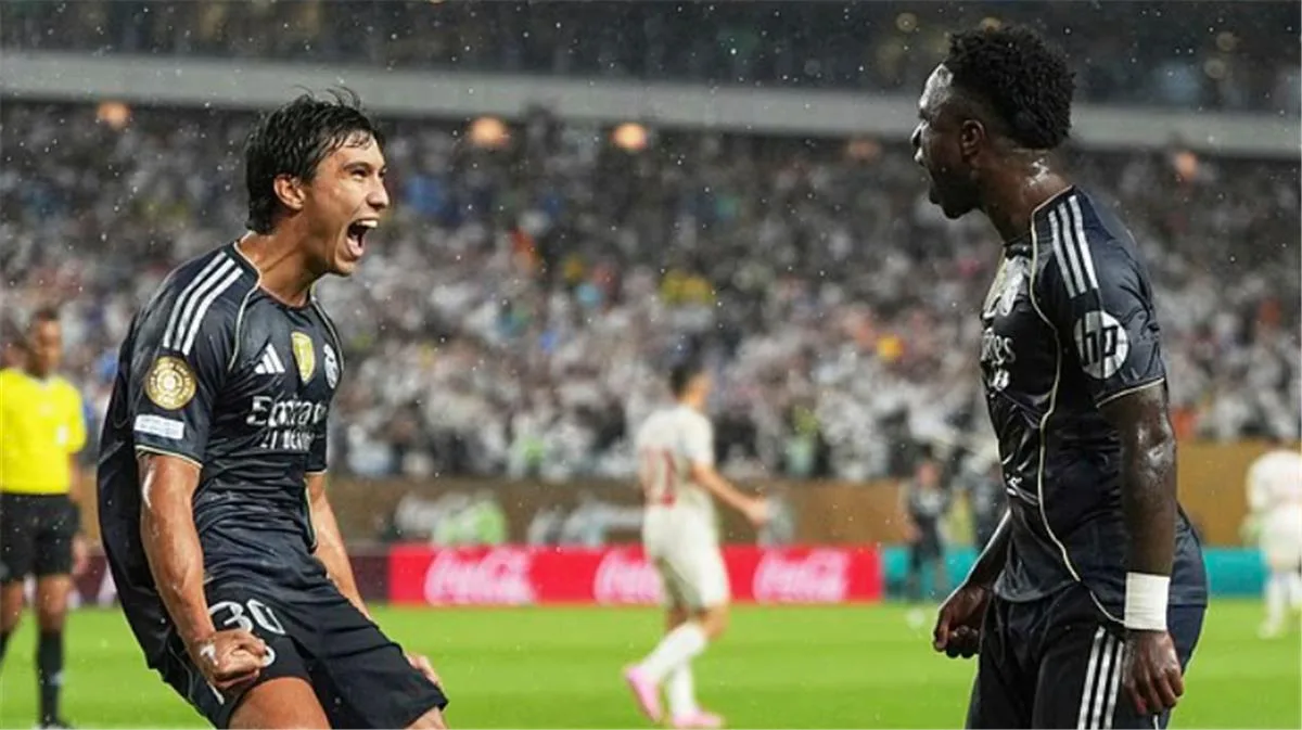 بعد أدائه المميز في كأس العالم للأندية.. مهاجم ريال مدريد يجذب أنظار ثلاثة أندية من الدوري الإنجليزي بعد أدائه المميز في كأس العالم للأندية.. مهاجم ريال مدريد يجذب أنظار ثلاثة أندية من الدوري الإنجليزي