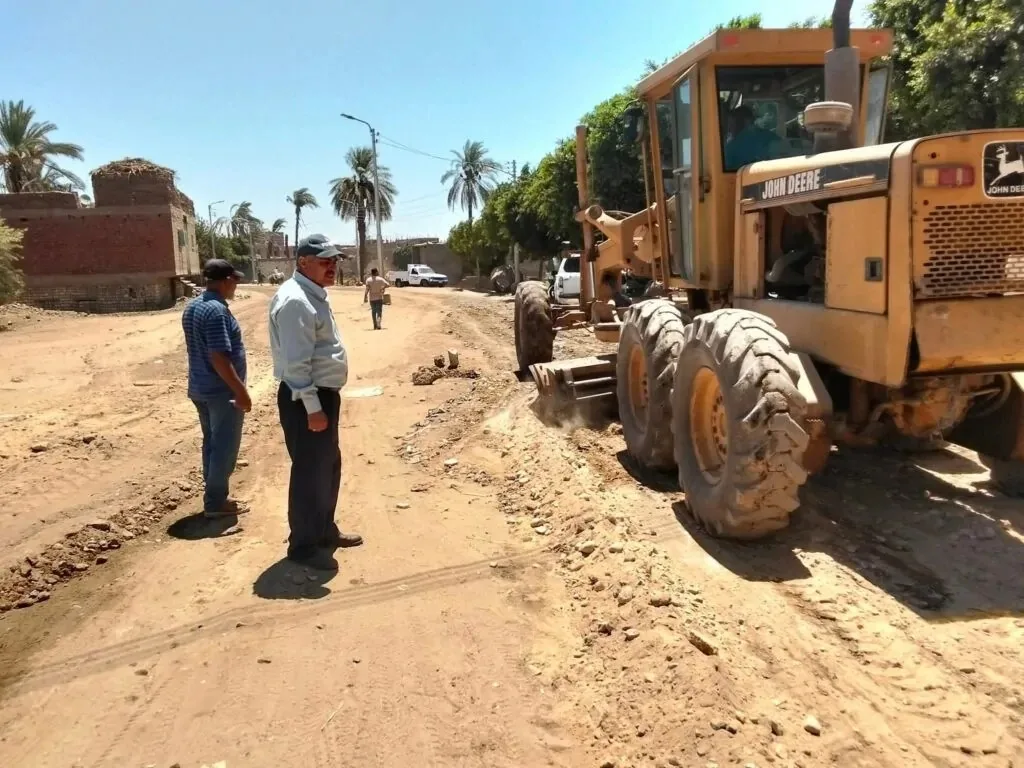 بعد إصدار ‘الحرية’.. استجابة رئيس المركز والجهات المعنية لتحسين جميع الطرق في قرى مركز ديرمواس بالمنيا بعد إصدار ‘الحرية’.. استجابة رئيس المركز والجهات المعنية لتحسين جميع الطرق في قرى مركز ديرمواس بالمنيا