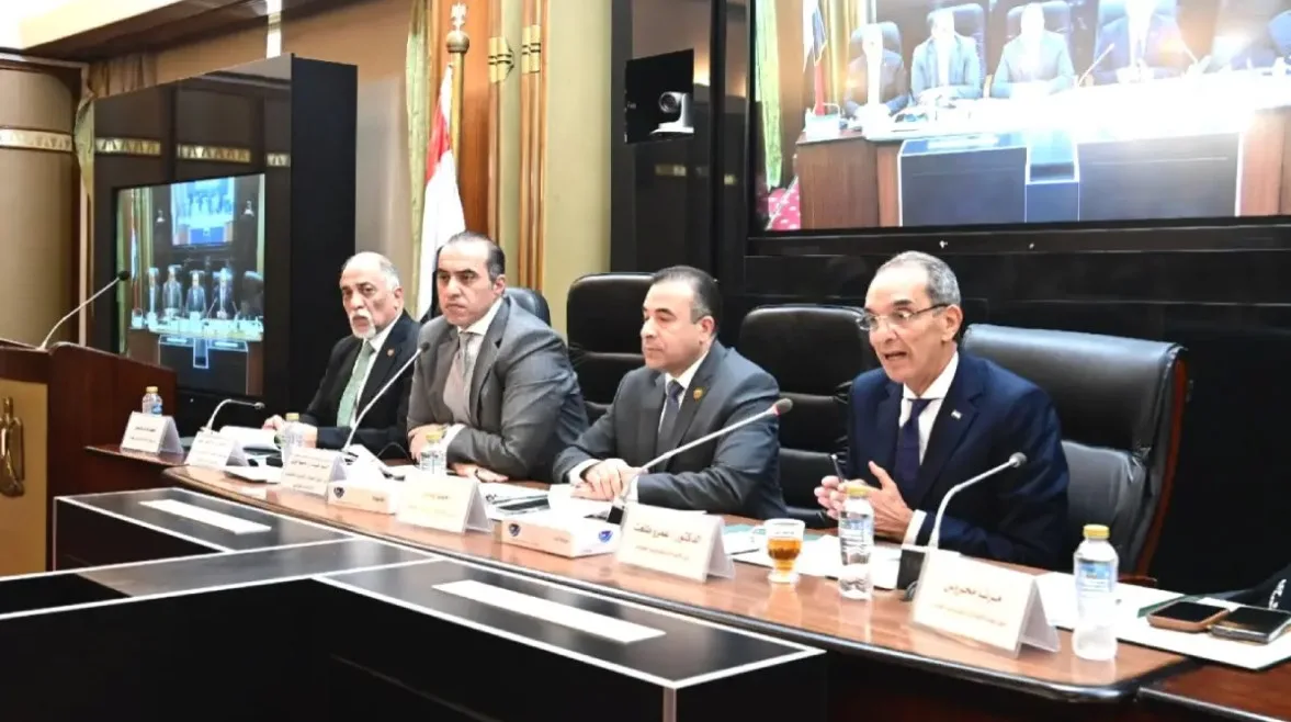 بعد حريق مركز رمسيس.. لجنة الاتصالات بالبرلمان تقدم 4 اقتراحات للحكومة