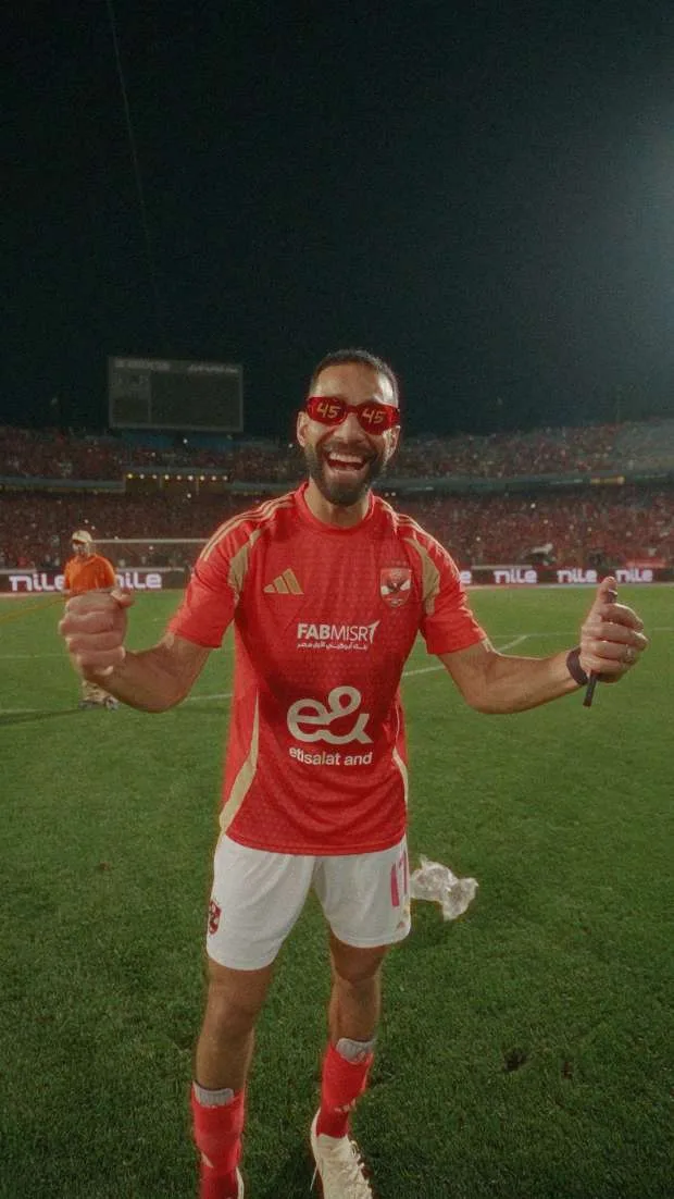 بعد قرار الأهلي.. عمرو السولية يقترب من الانضمام إلى ‘نادي جديد’ في الدوري المصري بعد قرار الأهلي.. عمرو السولية يقترب من الانضمام إلى ‘نادي جديد’ في الدوري المصري