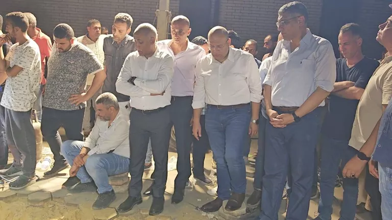 بعد معالجة العطل.. محافظة الجيزة: شروع في إعادة تزويد الكهرباء والمياه بشكل تدريجي لـ بعد معالجة العطل.. محافظة الجيزة: شروع في إعادة تزويد الكهرباء والمياه بشكل تدريجي لـ