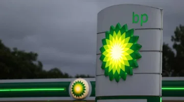 بغية استعادة الأسهم المتدهورة.. BP تعتمد على “مانيفولد” لقيادة عملية التحول.