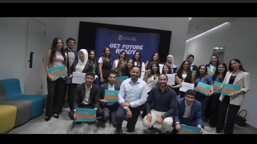 بنك الإمارات دبي الوطني يطلق مبادرة Future Ready لتأهيل طلاب الجامعات للوظائف المصرفية بنك الإمارات دبي الوطني يطلق مبادرة Future Ready لتأهيل طلاب الجامعات للوظائف المصرفية