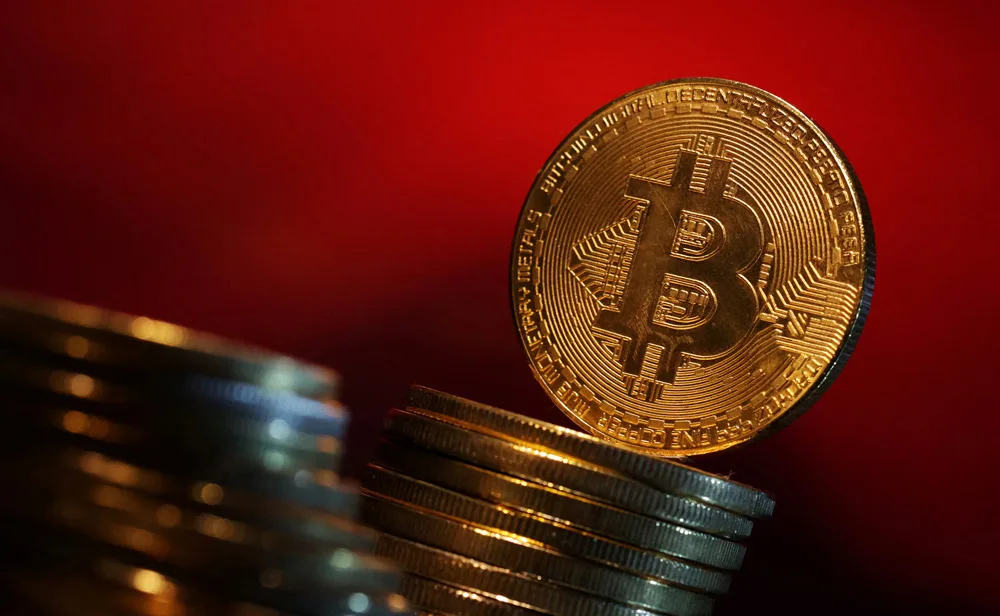 بيتكوين تصل إلى مستوى تاريخي جديد بفضل زيادة الطلب من المؤسسات الاستثمارية بيتكوين تصل إلى مستوى تاريخي جديد بفضل زيادة الطلب من المؤسسات الاستثمارية