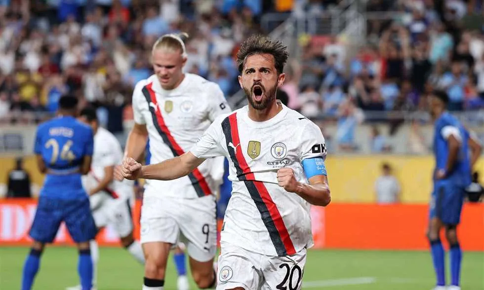 بيرناردو سيلفا: كانت لدينا آمال كبيرة في كأس العالم للأندية، لكن الهلال كان له رأي آخر. بيرناردو سيلفا: كانت لدينا آمال كبيرة في كأس العالم للأندية، لكن الهلال كان له رأي آخر.