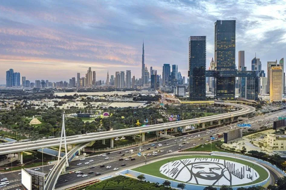 بيع أرض بمبلغ 1.1 مليار درهم في دبي