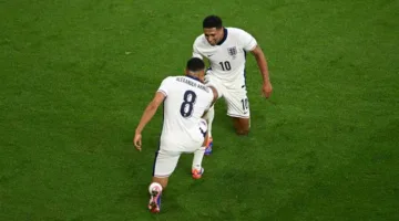 بيلينجهام: أرنولد يسعى للتأقلم مع جوتا.. ونواجه تحدياً كبيراً ضد دورتموند