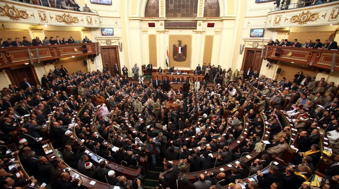 بين “مشروع حكومي” و”منزل الذكريات”.. الإيجار القديم يثير الجدل في الجلسات البرلمانية بين “مشروع حكومي” و”منزل الذكريات”.. الإيجار القديم يثير الجدل في الجلسات البرلمانية