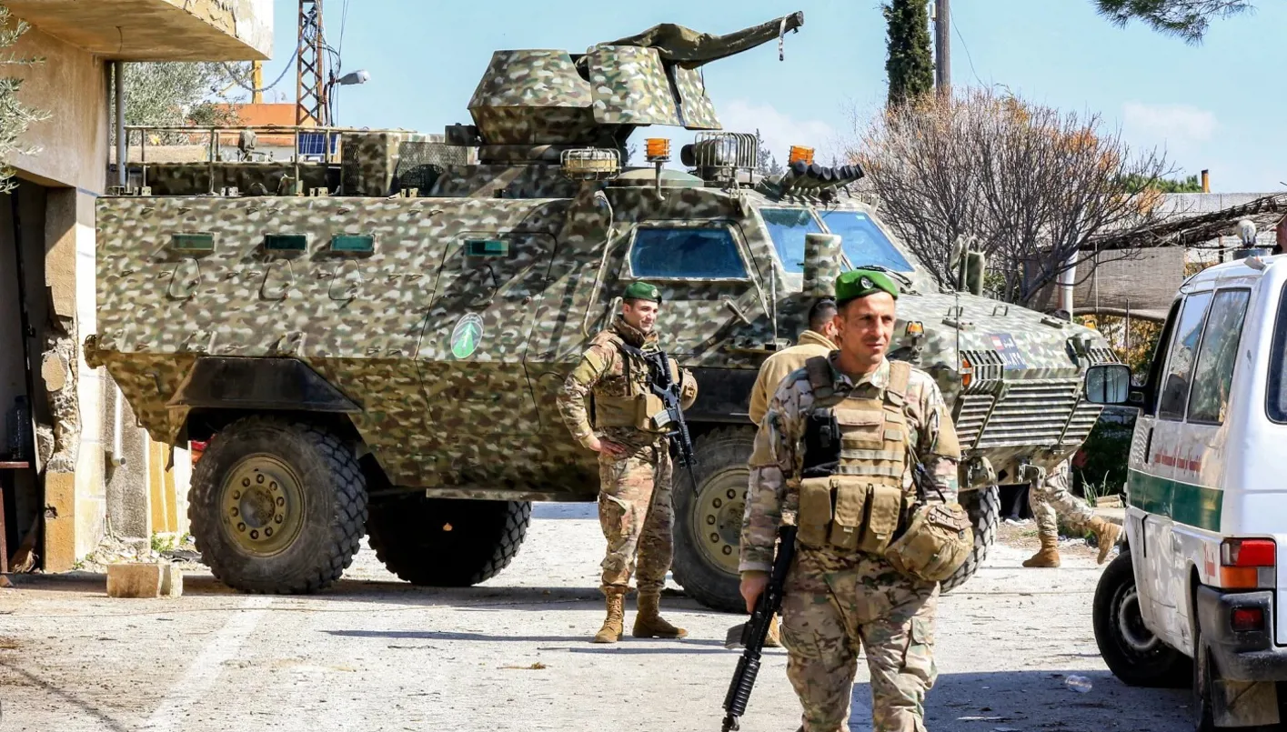 بينهم 63 سورياً… الجيش اللبناني يعتقل عددًا من الأشخاص في مناطق متعددة بينهم 63 سورياً… الجيش اللبناني يعتقل عددًا من الأشخاص في مناطق متعددة