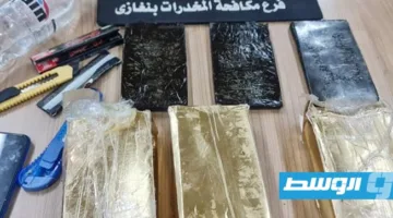 بينهم زائرون.. إلقاء القبض على 3 أشخاص بتهمة الترويج للمخدرات في بنغازي