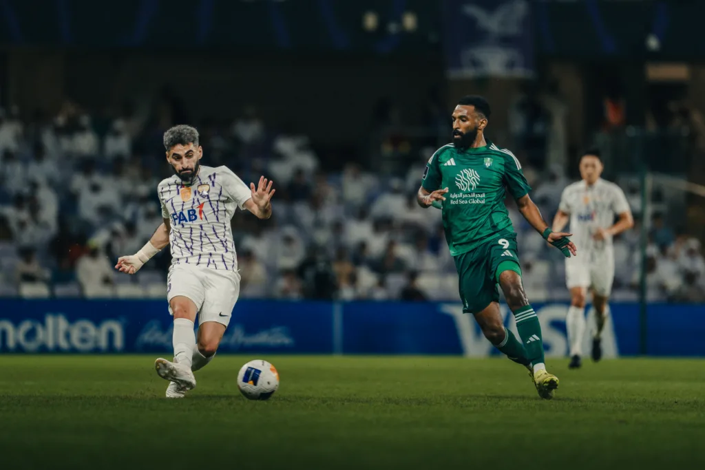 تاريخ لقاءات العين مع الأهلي السعودي قبل المباراة الودية في إسبانيا تاريخ لقاءات العين مع الأهلي السعودي قبل المباراة الودية في إسبانيا