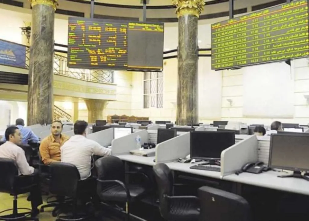 تباين إغلاق مؤشرات البورصة في نهاية تعاملات الإثنين.. وارتفاع الرئيسي بنسبة 0.38%