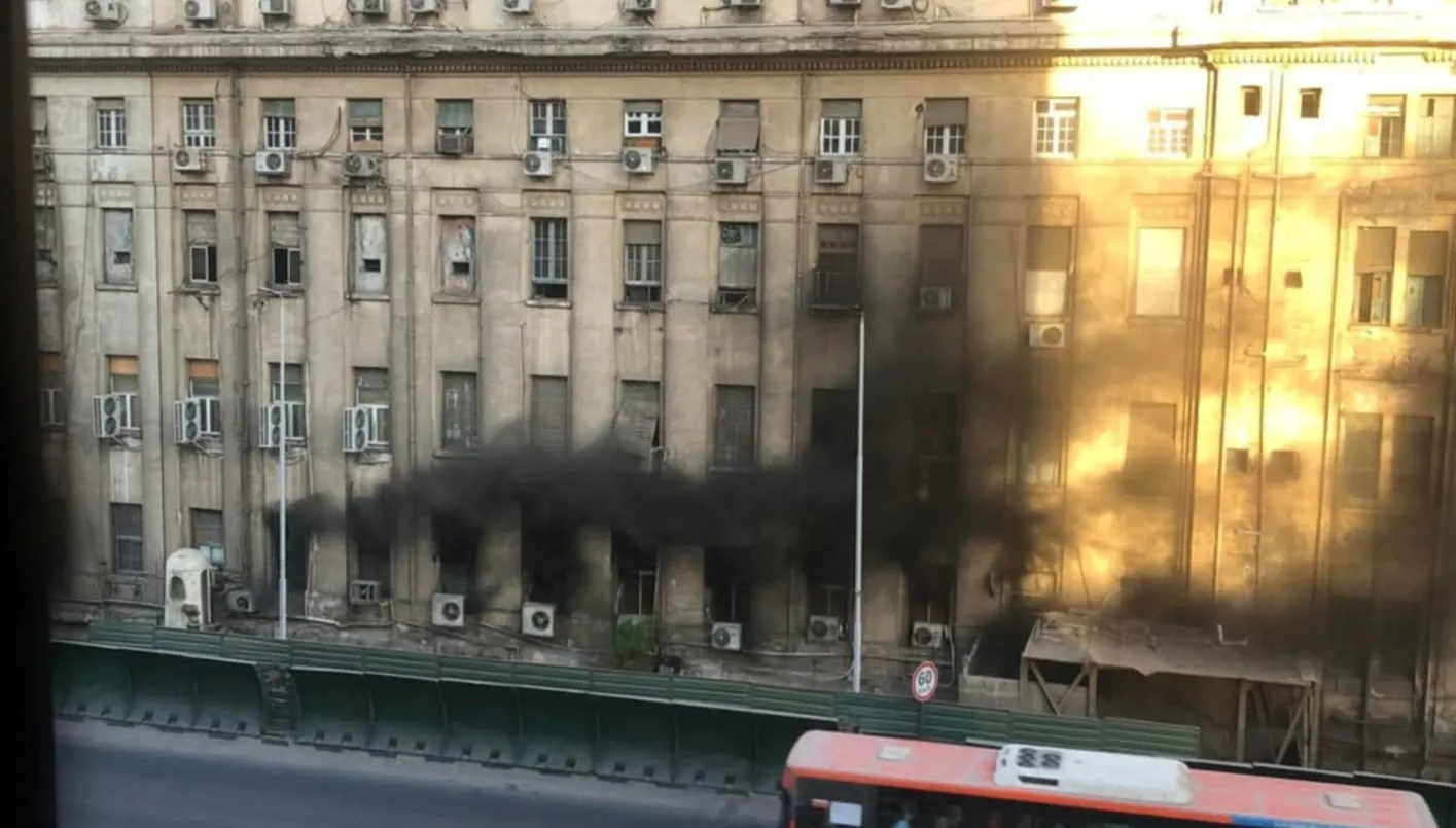 تجدد حريق في سنترال رمسيس بالقاهرة تجدد حريق في سنترال رمسيس بالقاهرة