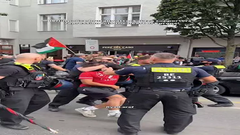 تحت شعار الأهلي”.. الشرطة الألمانية تعتقل المتظاهرين في برلين تحت شعار الأهلي”.. الشرطة الألمانية تعتقل المتظاهرين في برلين