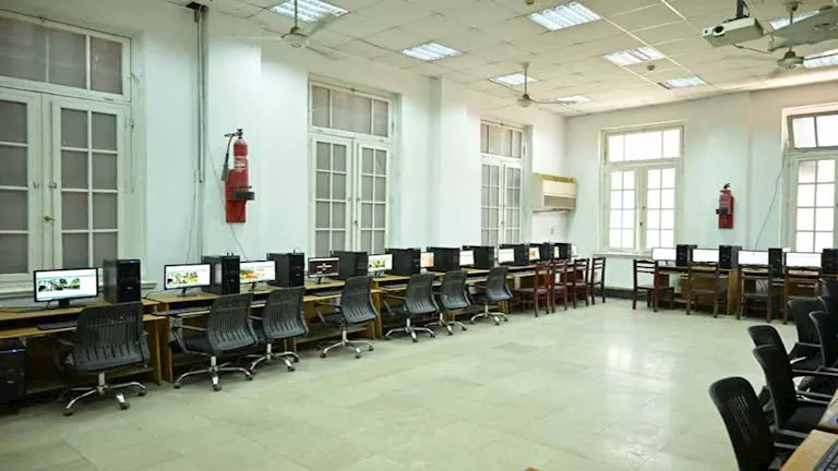 تحديد المرحلة الأولى للقبول بالجامعات.. وزارة التعليم العالي تكشف عن عدد الطلاب المسجلين تحديد المرحلة الأولى للقبول بالجامعات.. وزارة التعليم العالي تكشف عن عدد الطلاب المسجلين