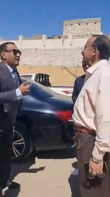 «تحذير شخصي: لا تعيقني مجددًا».. مشادة بين النائب محمد الجبلاوي ولجنة حكومية حول سيارة لذوي الاحتياجات الخاصة «تحذير شخصي: لا تعيقني مجددًا».. مشادة بين النائب محمد الجبلاوي ولجنة حكومية حول سيارة لذوي الاحتياجات الخاصة