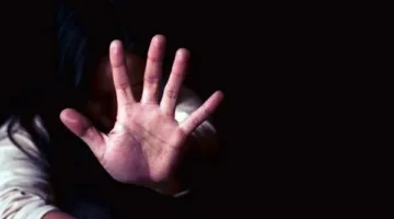 تحقيقات حول اعتقال سائق دراجة بتهمة التحرش بفتاة: المتهم حاول لمس الضحية.