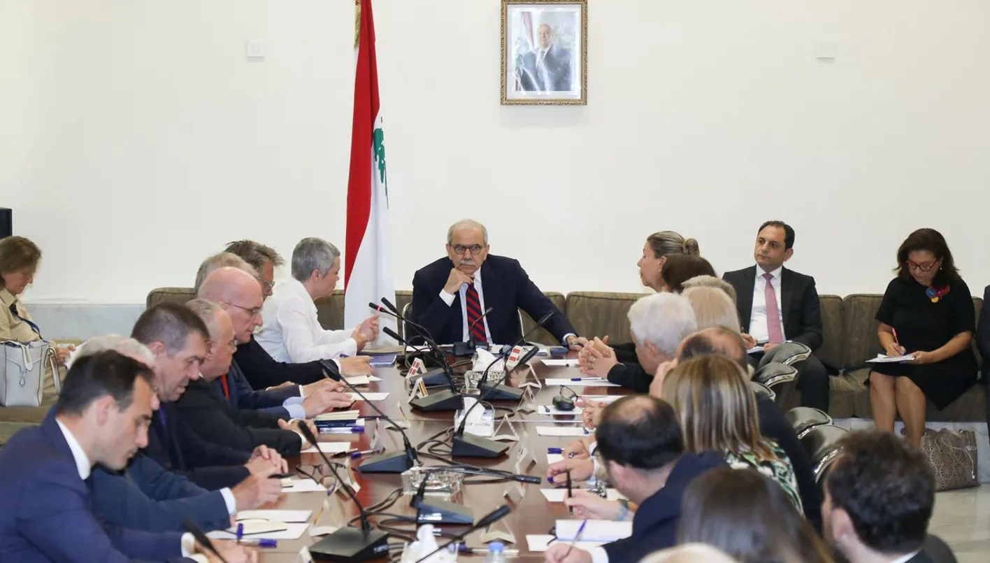 تحية، سفراء الاتحاد الأوروبي يجتمعون لتخصيص 600 مليون دولار للمناطق المتأثرة بالنزاع. تحية، سفراء الاتحاد الأوروبي يجتمعون لتخصيص 600 مليون دولار للمناطق المتأثرة بالنزاع.