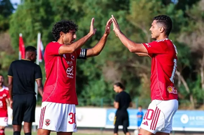 تدريبات خلال المباراة: مشاهد من المباراة الودية بين الأهلي والملعب التونسي (صور) تدريبات خلال المباراة: مشاهد من المباراة الودية بين الأهلي والملعب التونسي (صور)
