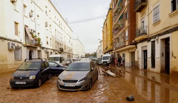 تدمير وانهيارات وفقدان أرواح: عاصفة دانا تُسبب كوارث في إسبانيا