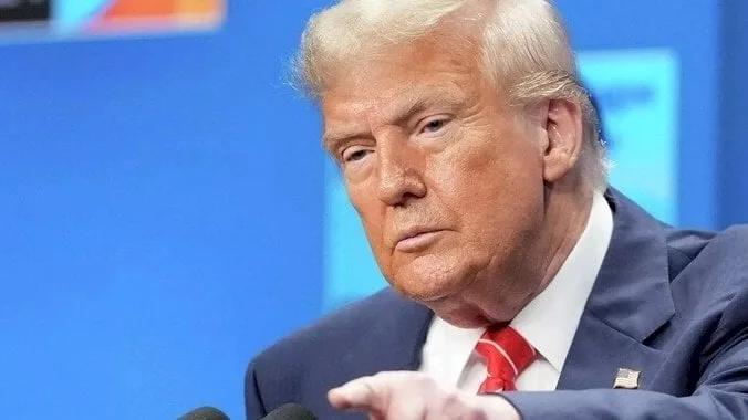 ترامب يحذر إيران: سنقوم بتدمير منشآتها النووية مرة أخرى ترامب يحذر إيران: سنقوم بتدمير منشآتها النووية مرة أخرى