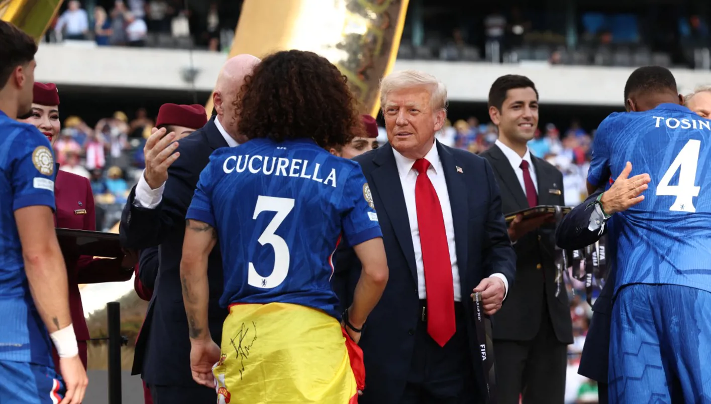 ترامب يعلن عن لاعب كرة القدم الذي يفضله عبر العصور ترامب يعلن عن لاعب كرة القدم الذي يفضله عبر العصور