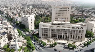 ترامب يلغي عقوبات سوريا ويعيد دمج دمشق في النظام المالي العالمي بعد فترة طويلة من العزلة