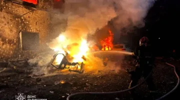 ترامب ينظر في تقديم دعم عسكري لأوكرانيا.. وزيلينسكي يطالب بمزيد من المساعدات