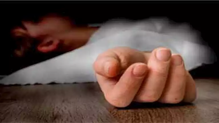تركهم غارقين في الدماء.. ماذا حدث لقاتل أطفاله الثلاثة في المنيا بعد جريمته؟ تركهم غارقين في الدماء.. ماذا حدث لقاتل أطفاله الثلاثة في المنيا بعد جريمته؟