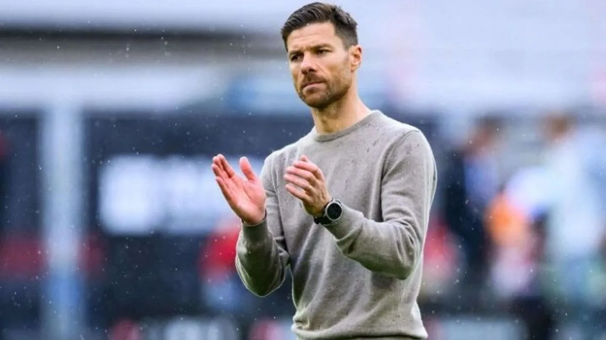 تشابي ألونسو يطالب برحيل لاعب من ريال مدريد تشابي ألونسو يطالب برحيل لاعب من ريال مدريد