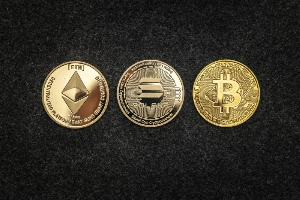 تشريعات ترامب تحفز سوق العملات الرقمية وإيثر تسجل ارتفاعًا كبيرًا نحو 2025 تشريعات ترامب تحفز سوق العملات الرقمية وإيثر تسجل ارتفاعًا كبيرًا نحو 2025