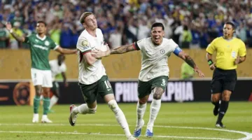 تشيلسي يتأهل إلى نصف نهائي كأس العالم للأندية بفوز غير متوقع على بالميراس بهدف ذاتي في مواجهة برازيلية جديدة