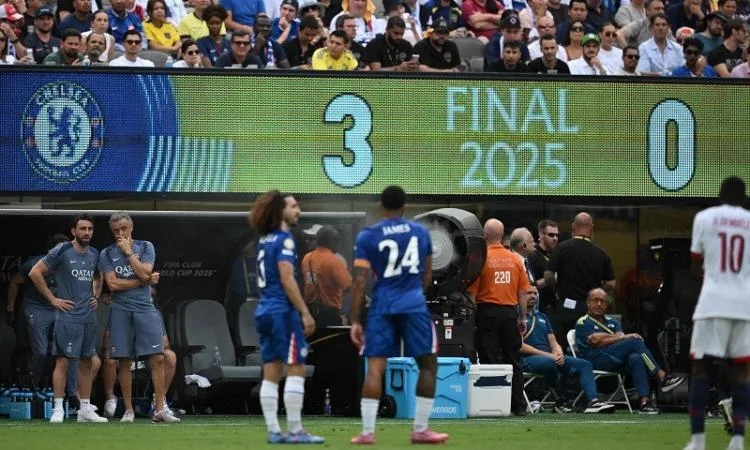 تشيلسي يتغلب على باريس سان جيرمان بثلاثية ويحقق لقب كأس العالم للأندية تشيلسي يتغلب على باريس سان جيرمان بثلاثية ويحقق لقب كأس العالم للأندية