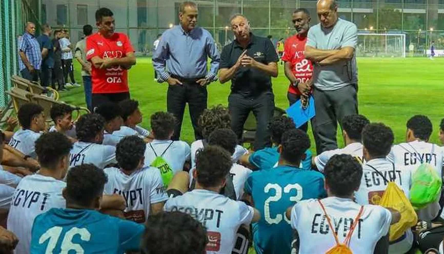 تصريح قوي من اتحاد الكرة حول زيارة الخطيب لمنتخب الشباب