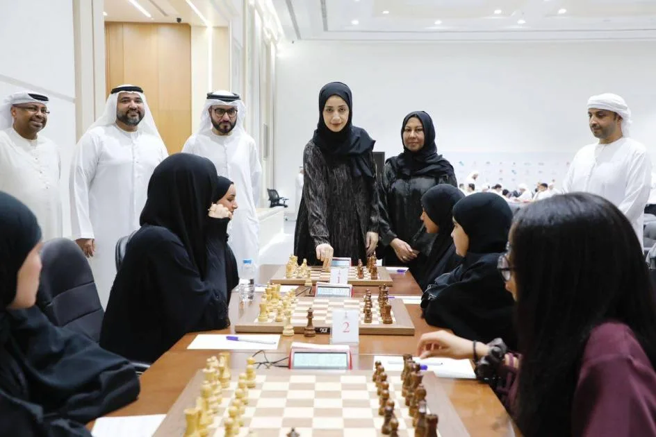تضارب القمة يثير حماسة انطلاق بطولة الإمارات الفردية في الشطرنج تضارب القمة يثير حماسة انطلاق بطولة الإمارات الفردية في الشطرنج