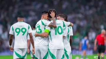 تغيير موعد مباراة الأهلي السعودي بسبب احتمال مواجهة مع بيراميدز.