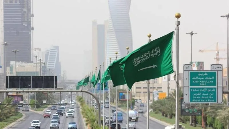 تفاصيل اعتقال شبكة توزيع مخدرات في السعودية تشمل موظفين حكوميين تفاصيل اعتقال شبكة توزيع مخدرات في السعودية تشمل موظفين حكوميين