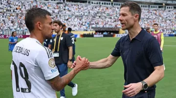 تقارير: ألونسو يتمسك ببقاء سيبايوس في ريال مدريد