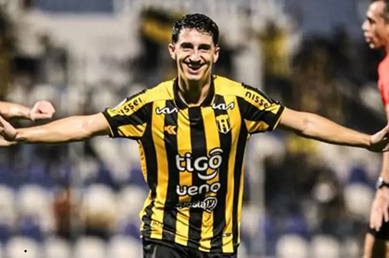 تقارير: الأهلي يقدم عرضًا لضم أوجستين منصور من أجل التعاقد معه تقارير: الأهلي يقدم عرضًا لضم أوجستين منصور من أجل التعاقد معه