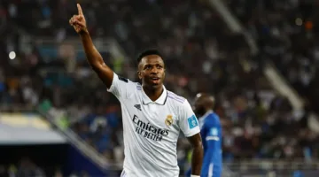 تقارير متناقضة بشأن تمديد عقد فينيسيوس مع ريال مدريد