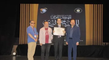 تقدير المبدعين في اختتام مهرجان المسرح القومي المصري بالإسكندرية