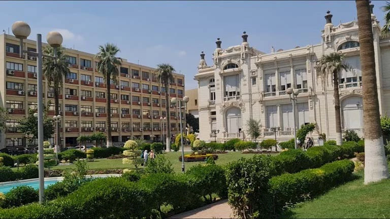 تقديم طلبات برامج الدراسات العليا لعام 2025: متطلبات ورابط التسجيل بكلية الألسن بجامعة عين شمس تقديم طلبات برامج الدراسات العليا لعام 2025: متطلبات ورابط التسجيل بكلية الألسن بجامعة عين شمس
