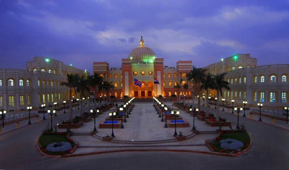 تكاليف الجامعات الخاصة والأهلية في مصر لعام 2025-2026